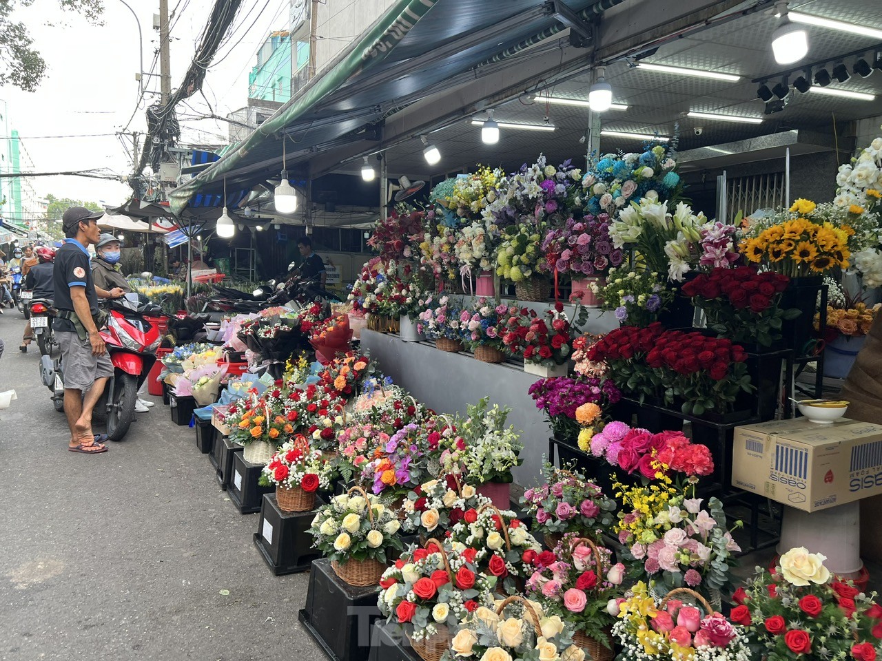 Am Valentinstag erwarten Kunden Blumen und Geschenke zu ermäßigten Preisen Foto 9