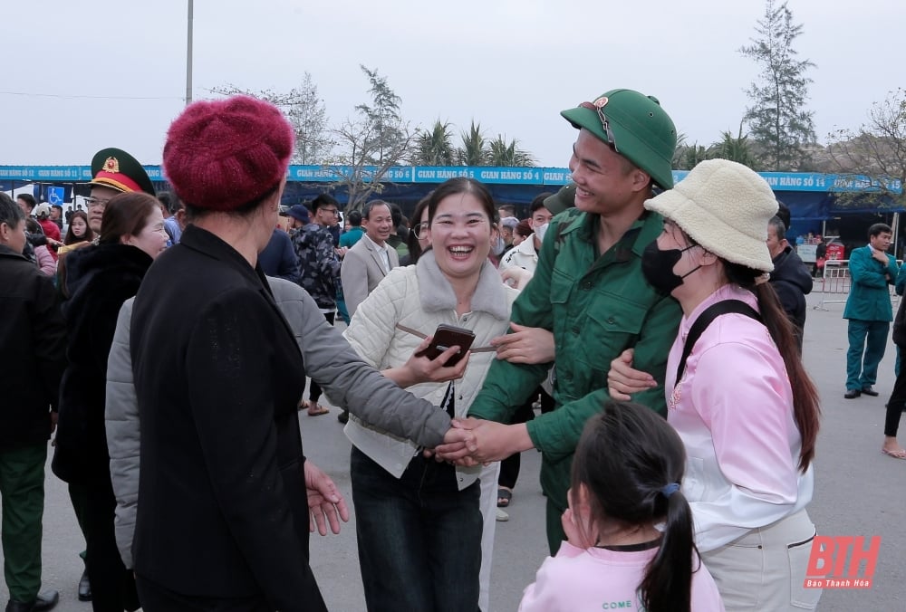 Impressive images of military enlistment day