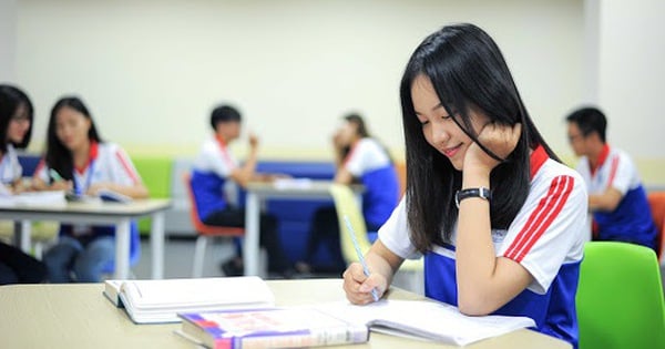 L'Université d'économie de Ho Chi Minh-Ville prend en compte les résultats de l'examen V-SAT pour l'admission