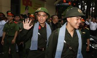 Thousands of young men in Ho Chi Minh City join the army