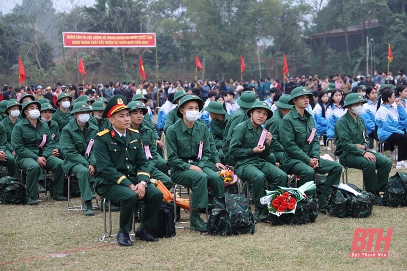 មាតុភូមិហៅ ... យើងបានចេញ