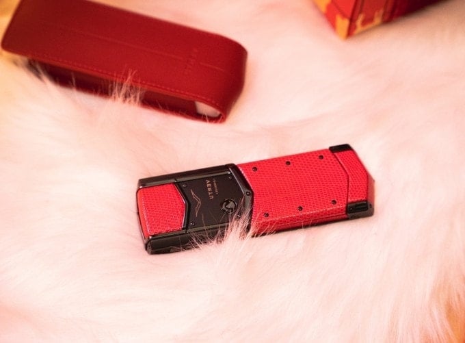 Vertu Vietnam dévoile un cadeau unique pour la Saint-Valentin