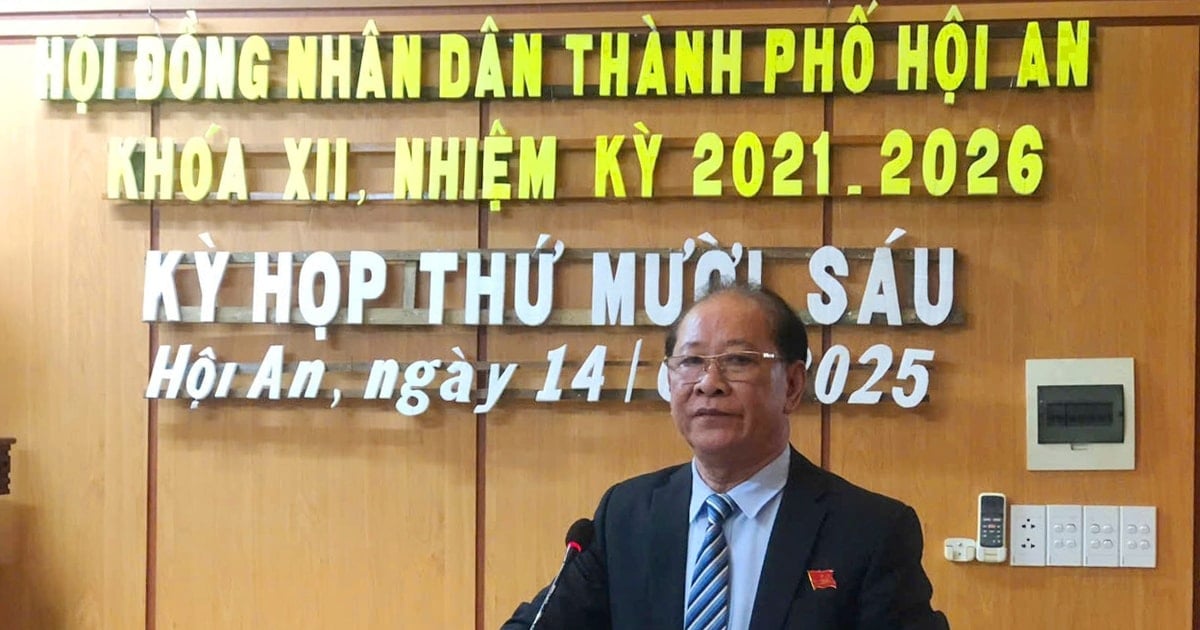 Hoi An City People's Committee reduces 2 specialized departments and 1 public service unit after rearrangement