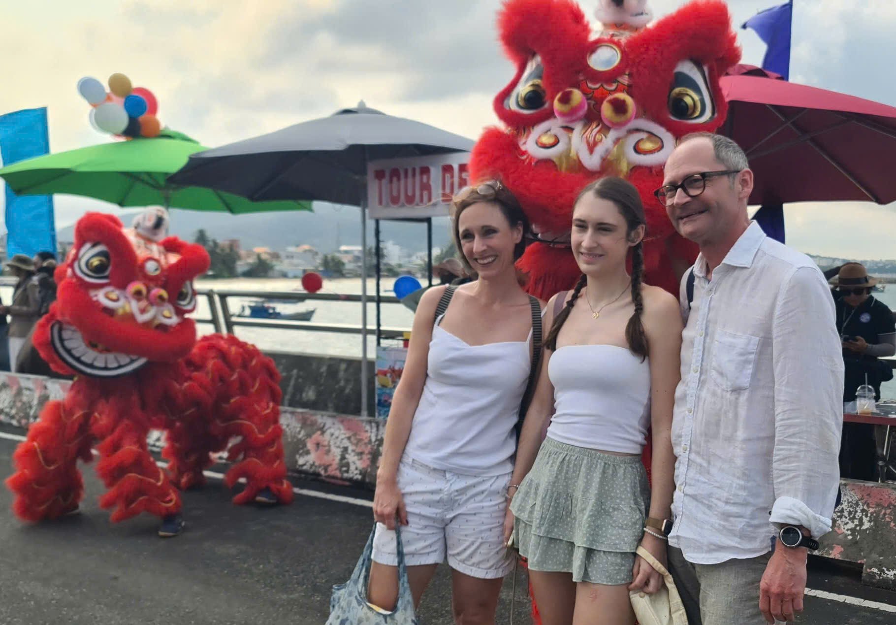 Crucero internacional trae 2.100 turistas a Phu Quoc en el día de San Valentín - Foto 4.