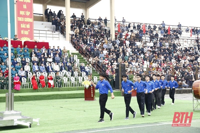 Tổ quốc gọi... chúng tôi lên đường