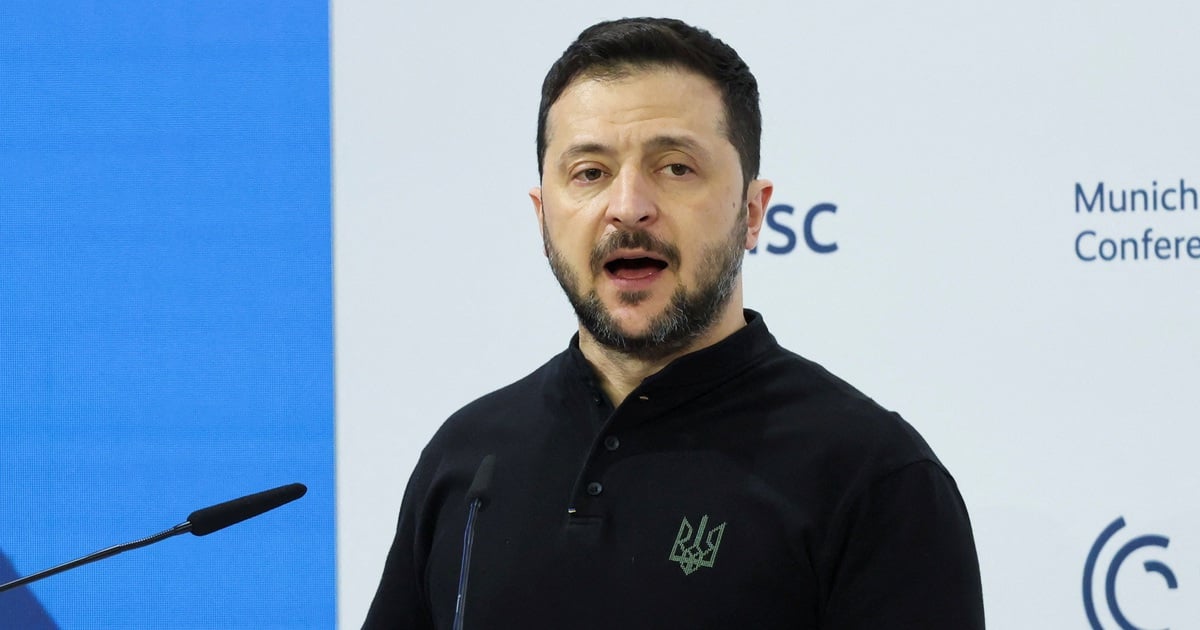 El presidente Zelensky no acepta fiestas "de puerta trasera" en Ucrania