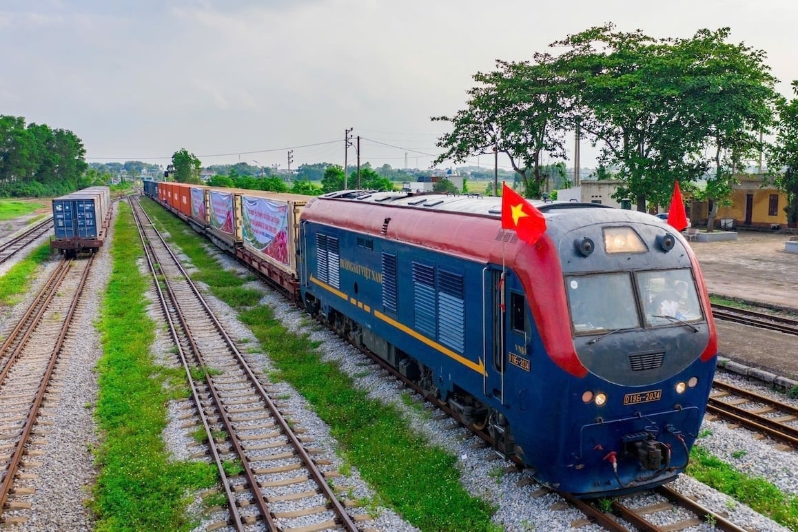 Le projet ferroviaire Lao Cai - Hanoi - Hai Phong crée environ 90 000 emplois