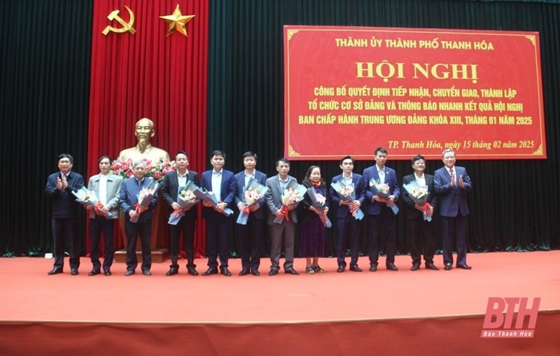 Thanh Hoa City announces decisions on organization and personnel