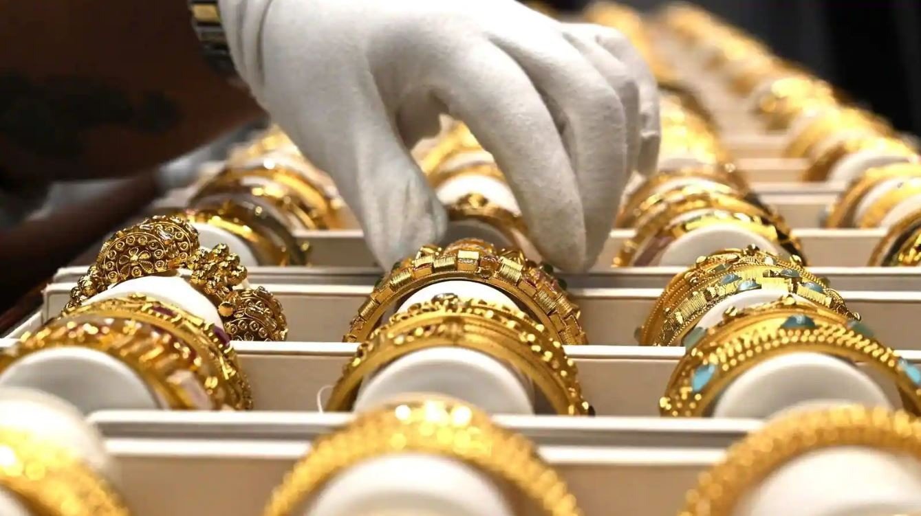 Gold market is 'feverish' again