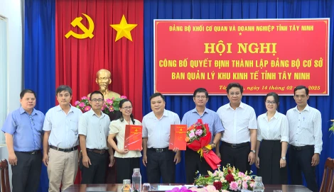 Tay Ninh established the grassroots Party Committee of the Provincial Economic Zone Management Board