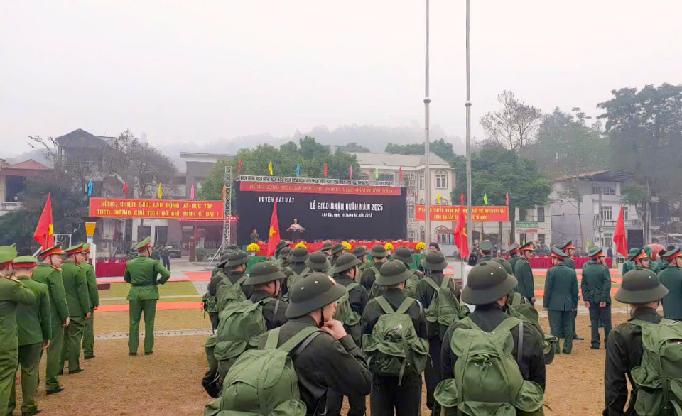 Scene of the ceremony in Bat Xat district.