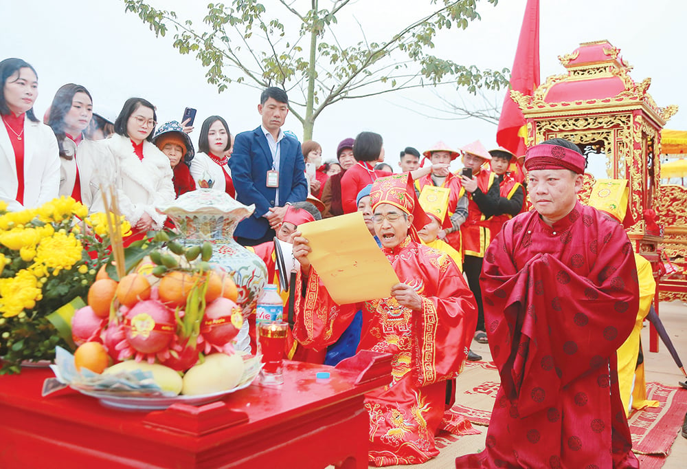 مهرجان الربيع الرائع للأرض الأجداد