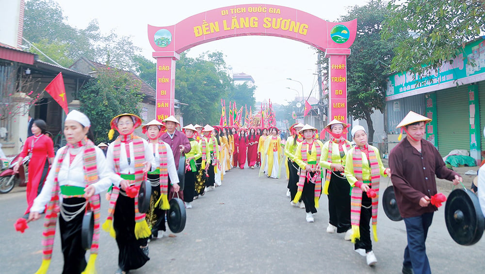 Brilliant Spring Festival of the Ancestral Land