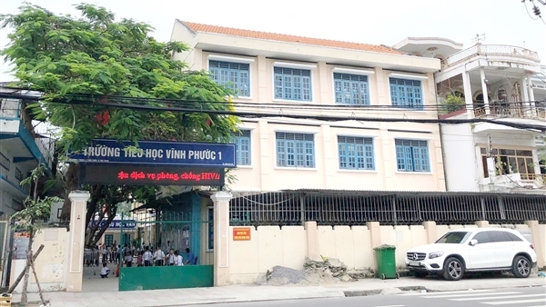 Khanh Hoa traitera avec rigueur les cas de violation des réglementations concernant l'arrêt de l'enseignement et de l'apprentissage supplémentaires.