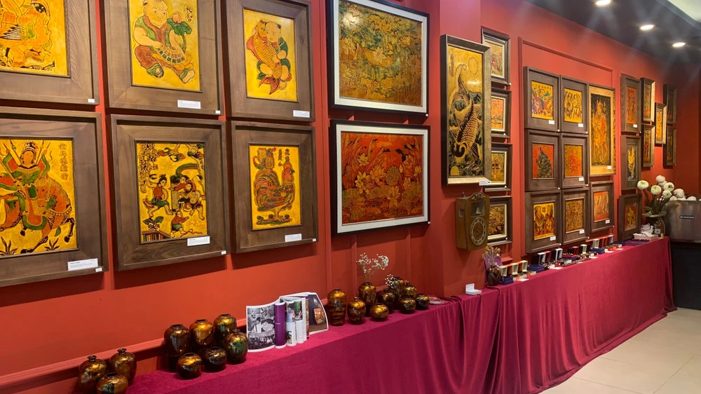 LATOA INDOCHINE organizes Workshop and International Exhibition on traditional lacquer paintings