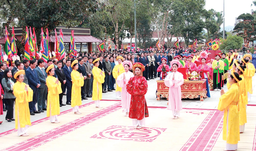 Rực rỡ lễ hội Xuân Đất Tổ