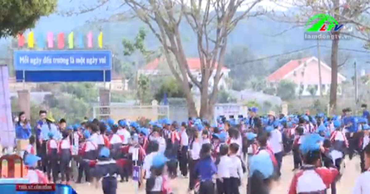 Tạo sân chơi trải nghiệm, sáng tạo cho học sinh tiểu học vùng xa