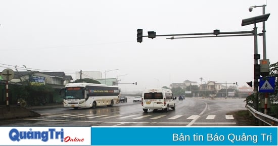 ไฟจราจรบนทางหลวงแผ่นดิน 17 แห่งชำรุดไม่มั่นคง