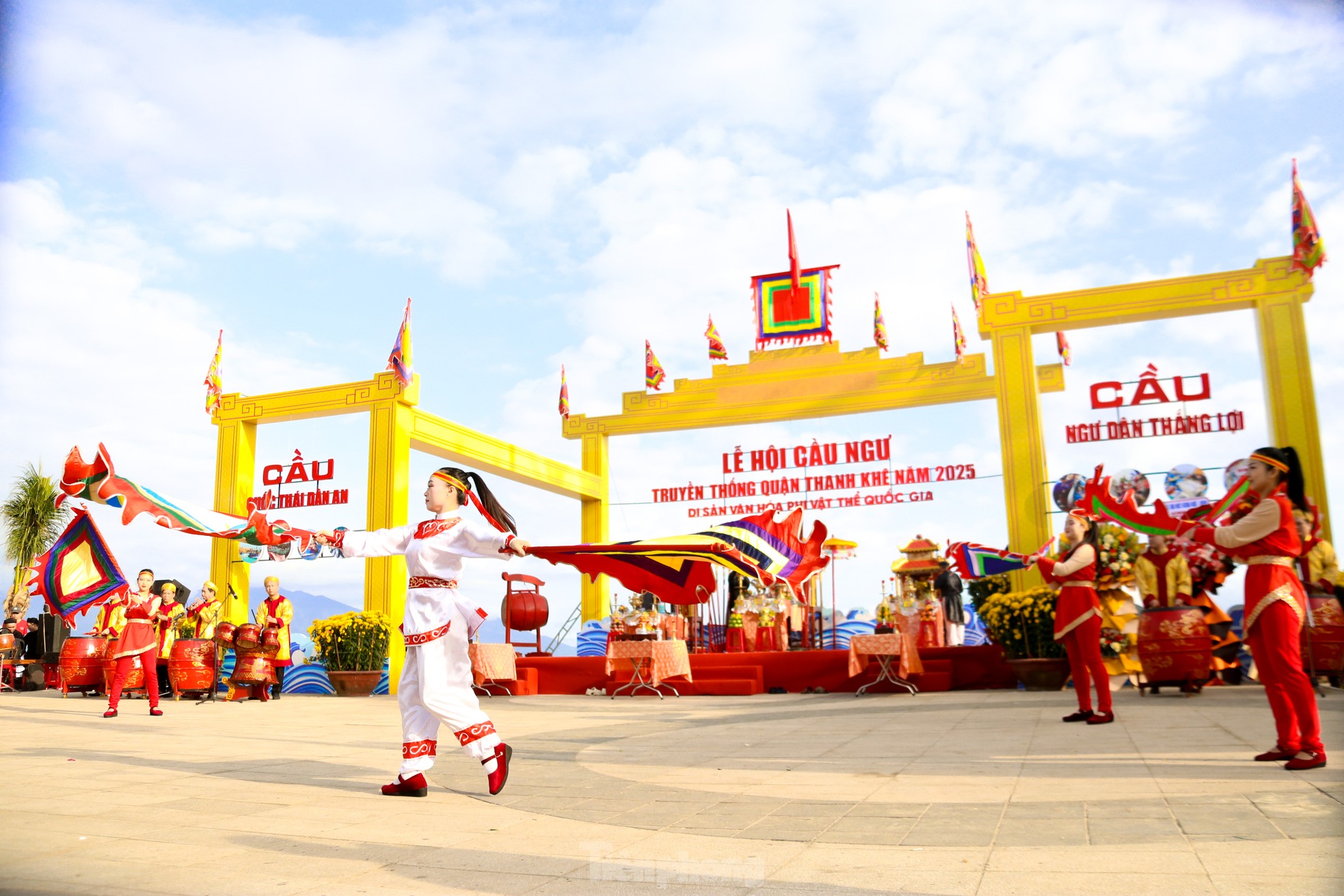 Características especiales del festival Cau Ngu de la gente de la zona costera de Da Nang foto 1