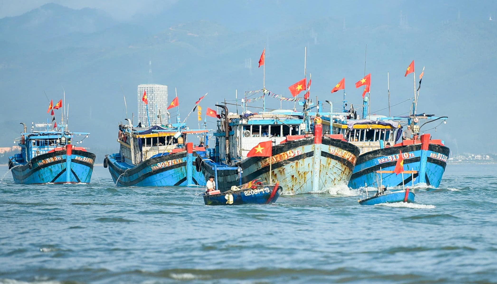 Lễ hội cầu ngư - 'điểm hẹn' khám phá cuộc sống người dân địa phương - Ảnh 14.