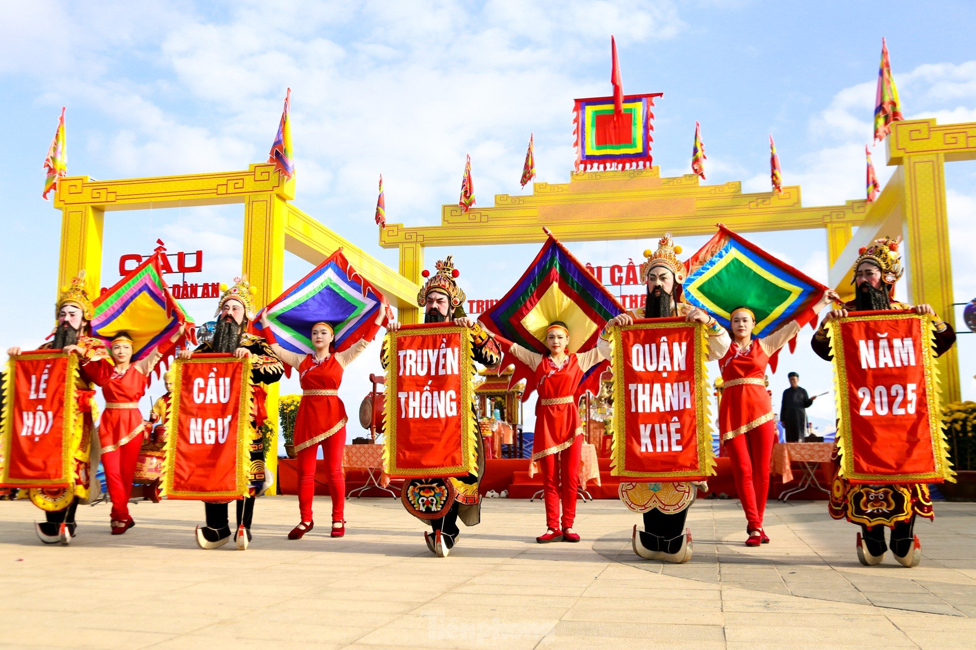 Características especiales del festival Cau Ngu de los habitantes de la zona costera de Da Nang foto 3