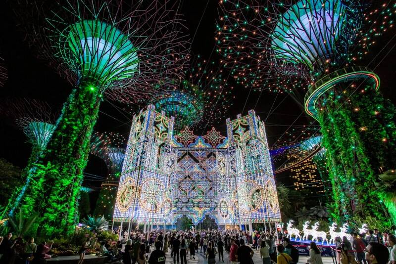 Celebrate Christmas differently in the lion island nation of Singapore