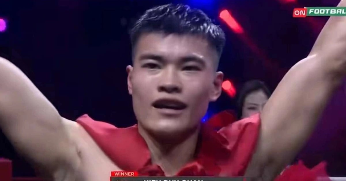 Undefeated Vietnamese boxer excellently defeated strong opponent from China