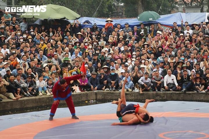 This is also a locality with a wrestling tradition with a club that trains athletes from a young age, with coaches who were national athletes and champions.