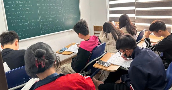 Propagande pour renforcer l'estime de soi afin que les enseignants puissent dire « non » aux cours supplémentaires illégaux