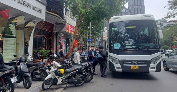 Organizar puntos de tránsito al restringir el acceso de vehículos turísticos al casco antiguo