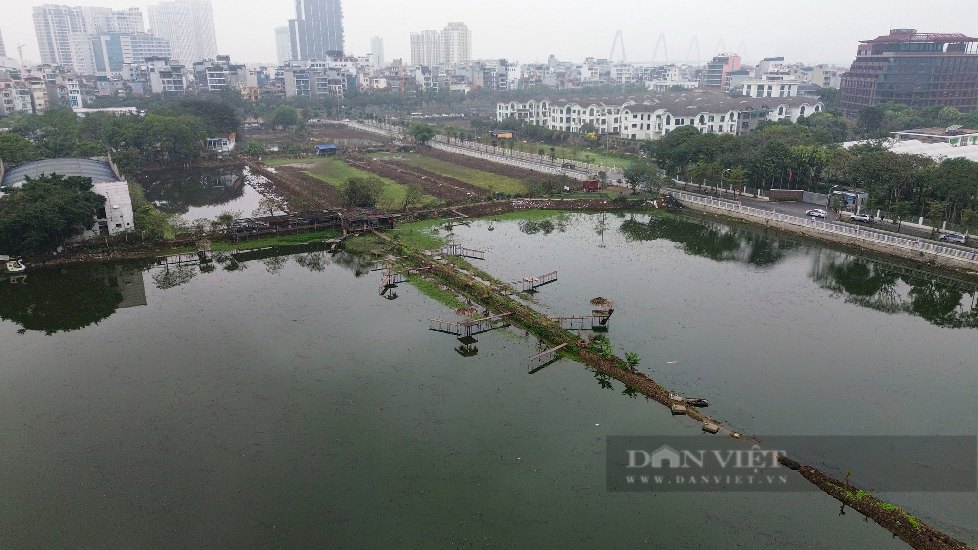 Hiện trạng nơi trung gian dẫn nước thải đã qua xử lý vào hồ Tây để hồi sinh sông Tô Lịch- Ảnh 2.