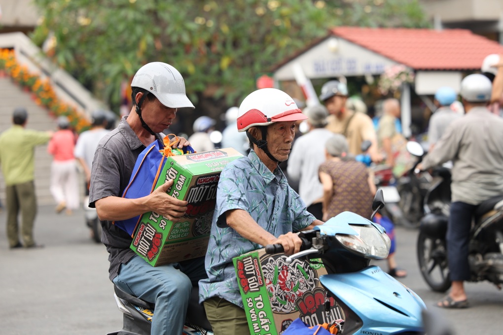 Masan và các công ty thành viên trao hàng chục nghìn quà Tết Nguyên đán - 6