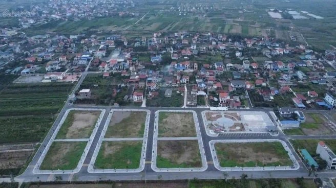 Hung Yen prepares to auction hundreds of plots of land in An Thi and Khoai Chau districts. Image 1