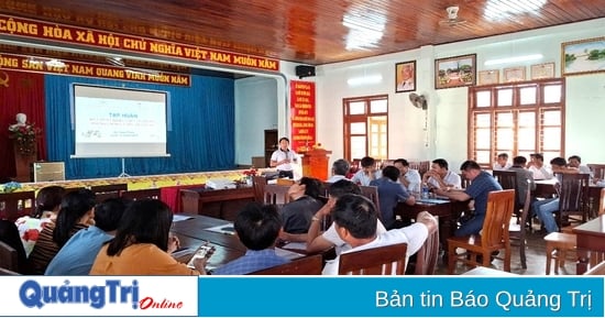 Training on knowledge and skills of disaster prevention and control for the disaster prevention and control shock force of Trieu Trach commune