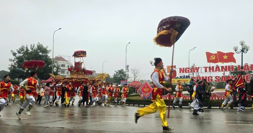 khai mac le hoi ky cung  ta phu hinh 1