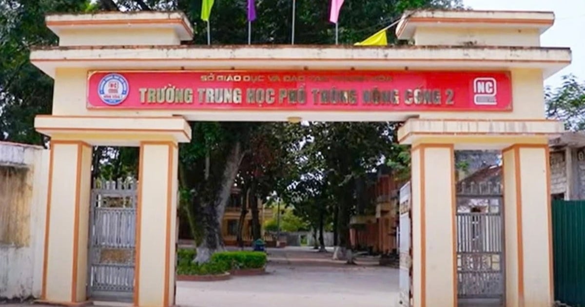 Affrontement devant le portail d'une école à Thanh Hoa, 1 élève hospitalisé