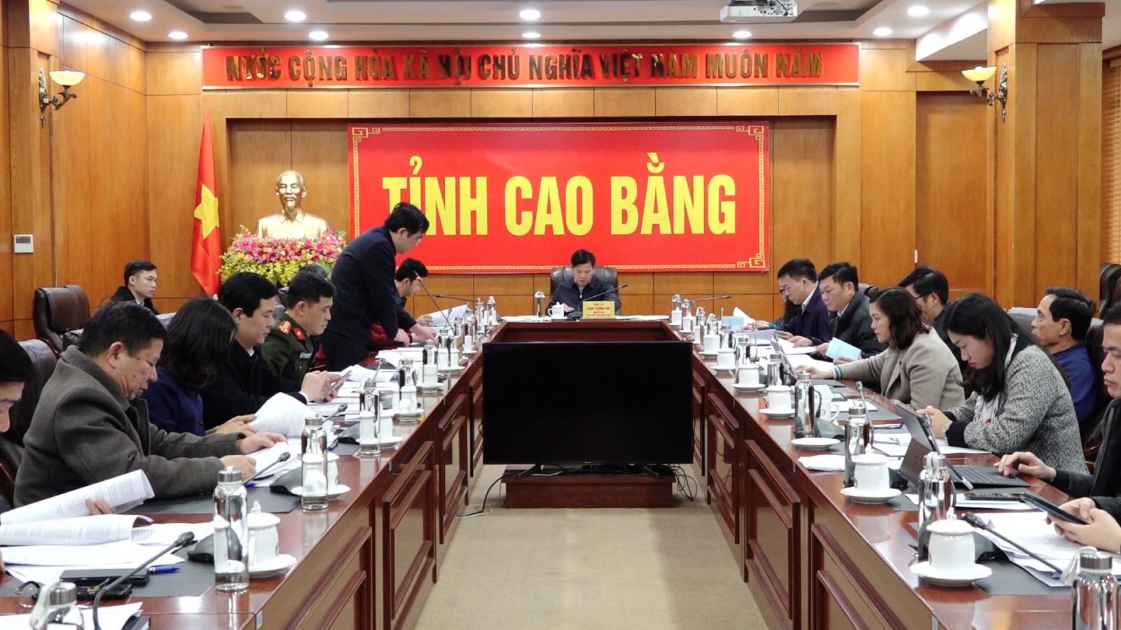 Meeting of Cao Bang province delegation to participate in the Spring Meeting 2025 program and the 16th Conference of the Joint Working Committee