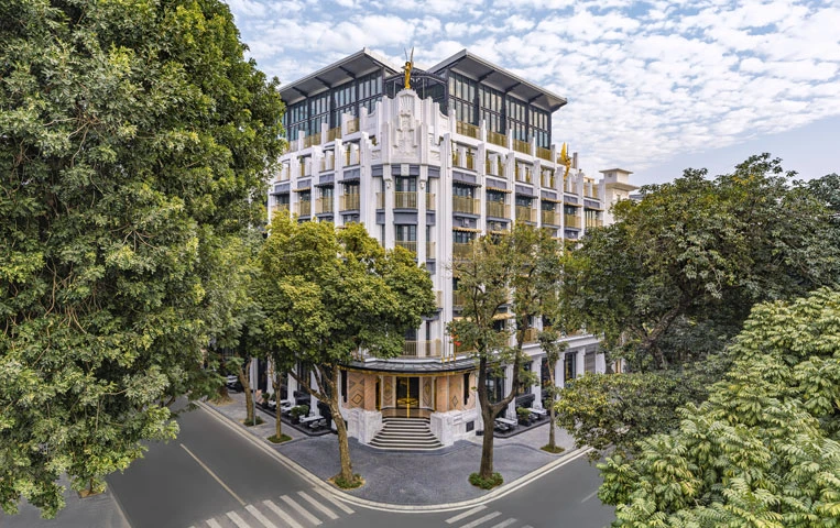 Vietnam has two hotels rated the best in the world in 2025 photo 1