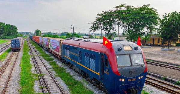 Abschluss der Investitionen in das „Superprojekt“ der Eisenbahnlinie Lao Cai – Hanoi