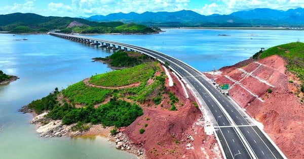 Se acaban de añadir dos autopistas a la planificación.