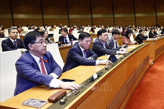 National Assembly approves investment policy for Lao Cai - Hanoi railway project