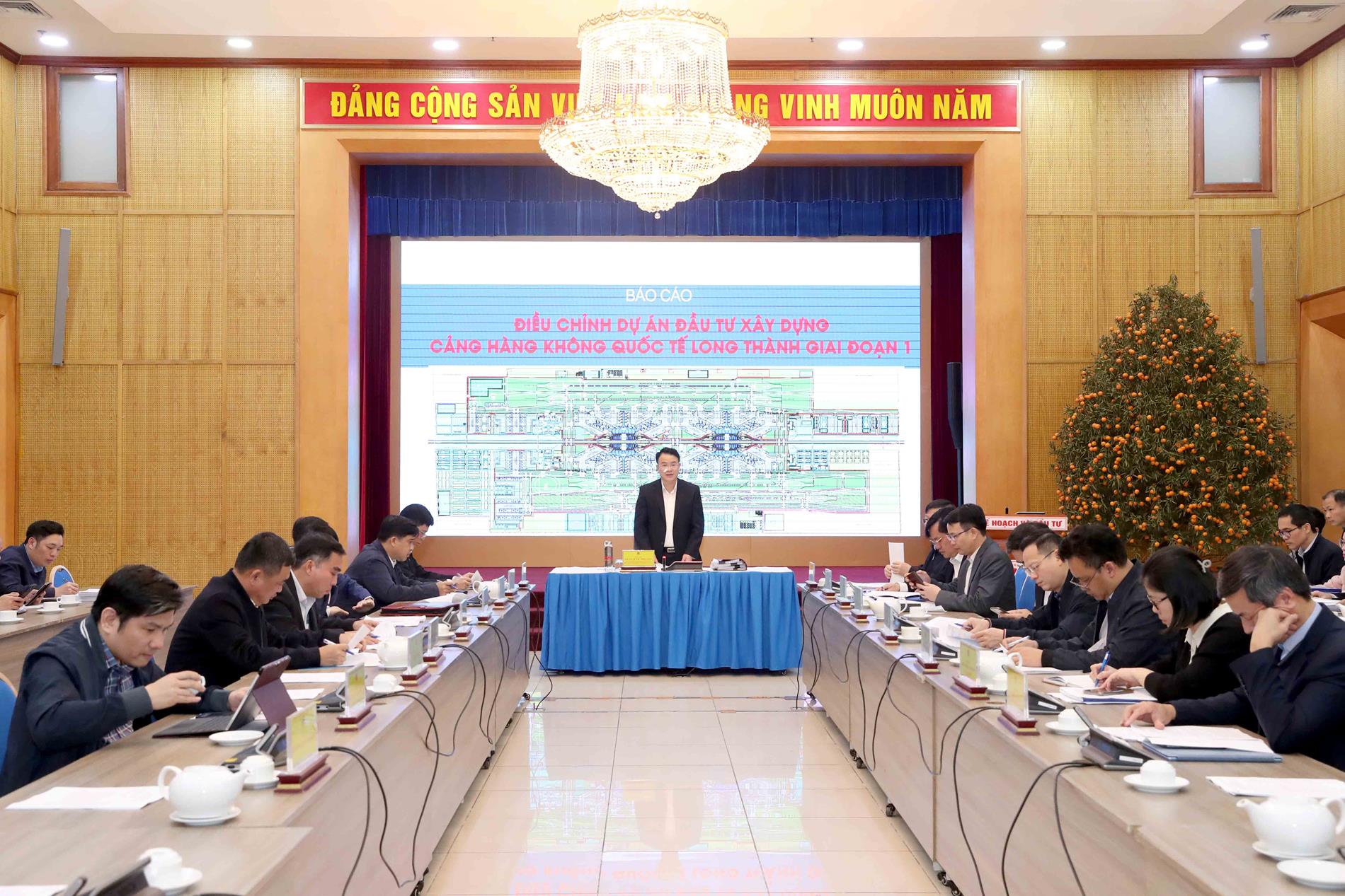 Appraisal meeting to adjust Long Thanh International Airport Project Phase 1