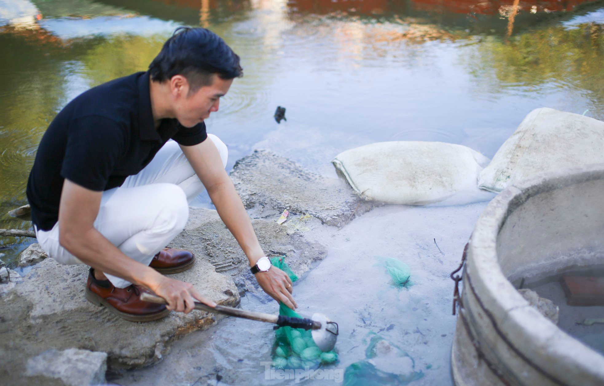 ស្ទ្រីមប្លែកនៅ Binh Dinh ទឹកឆ្អិនពង រូបថត ១២