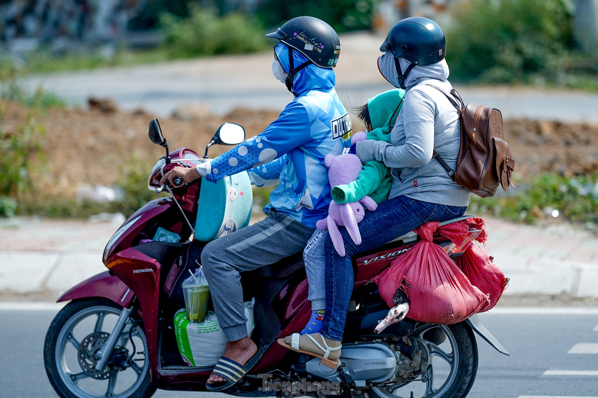 Kontrastreiche Bilder am westlichen Tor von Ho-Chi-Minh-Stadt, Foto 9