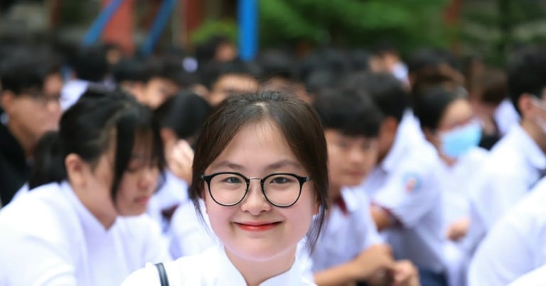 Tous les étudiants de Ho Chi Minh-Ville sont exemptés des frais de scolarité.