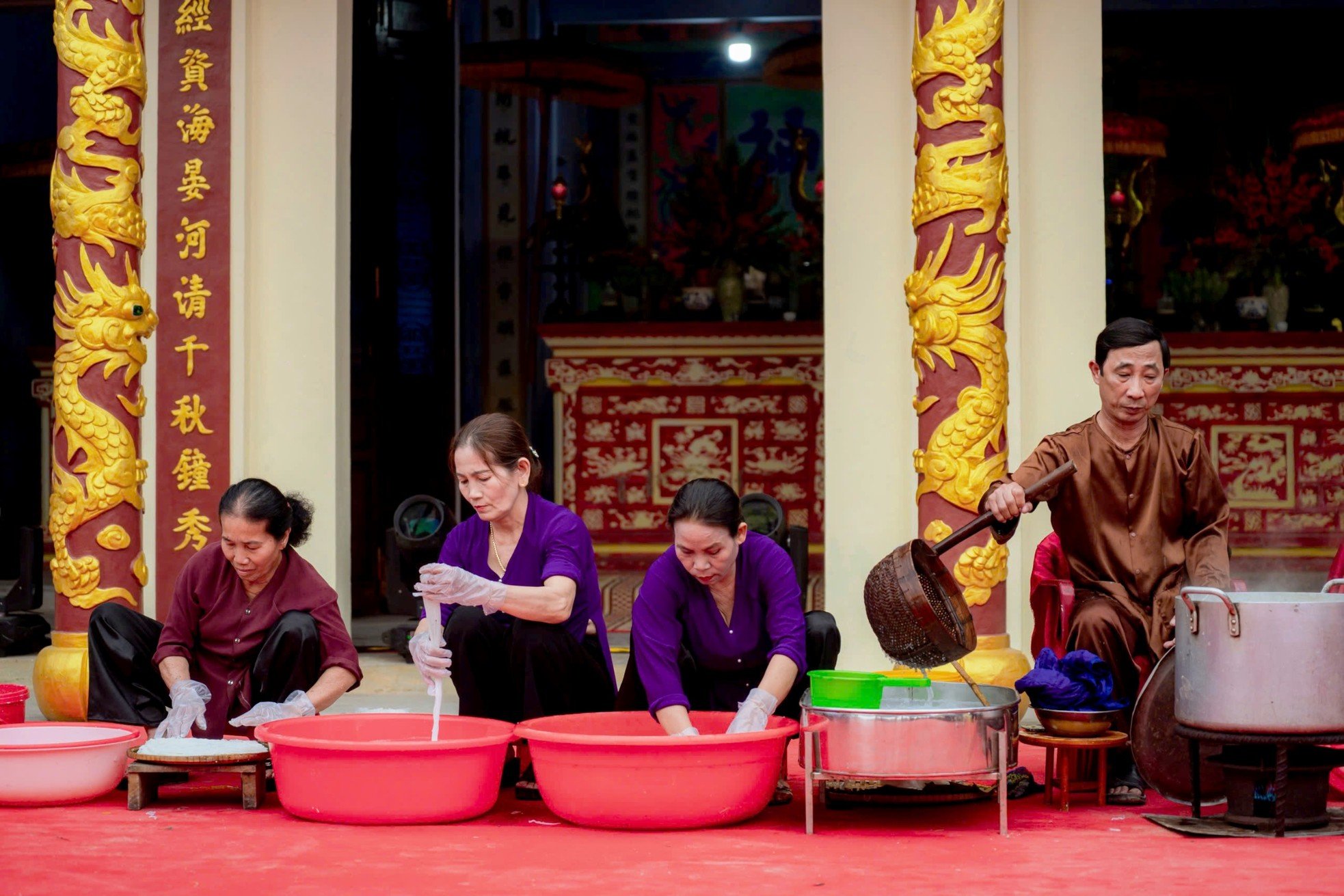 Special day of Hue traditional noodle village photo 9