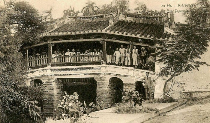 Images historiques du pont couvert japonais de Hoi An