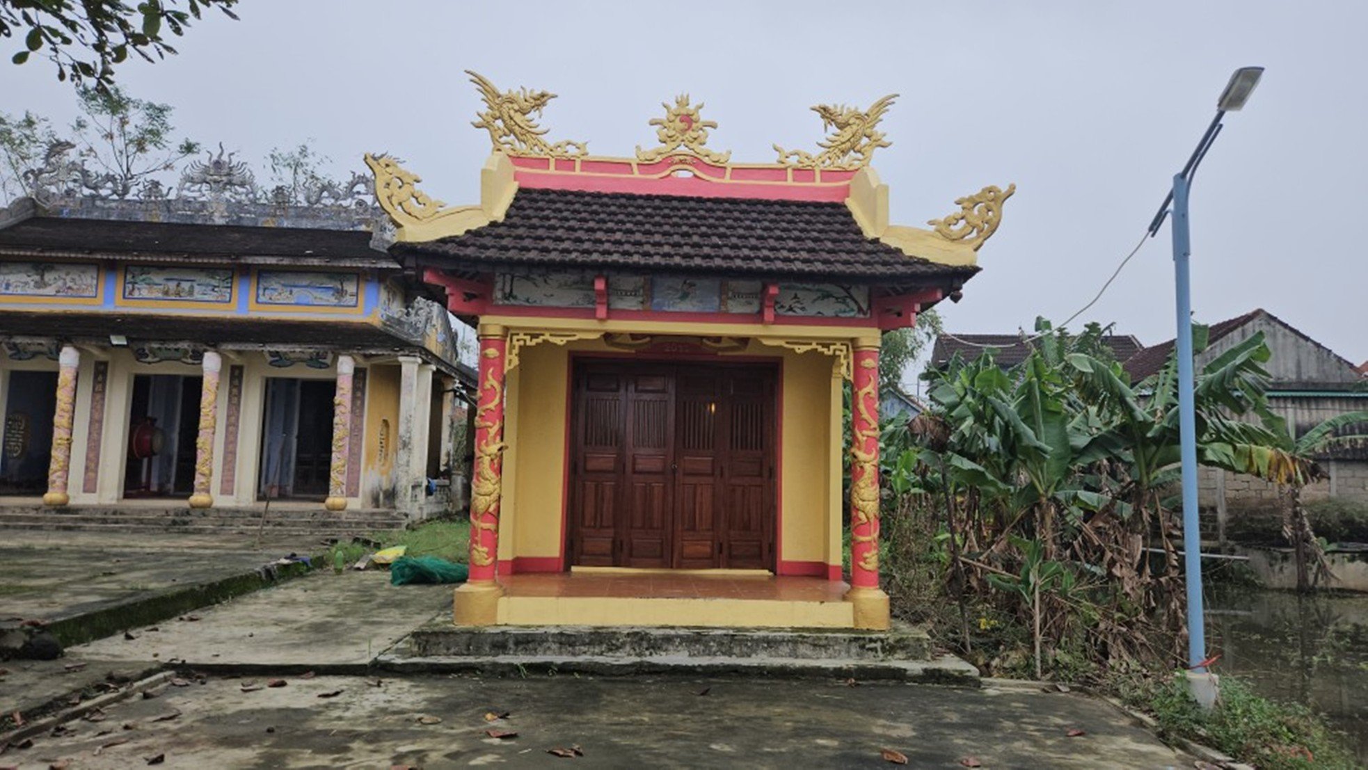 Special day of Hue traditional noodle village photo 5