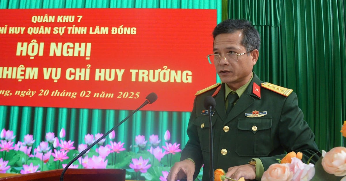 Handing over the duties of Commander of Lam Dong Provincial Military Command