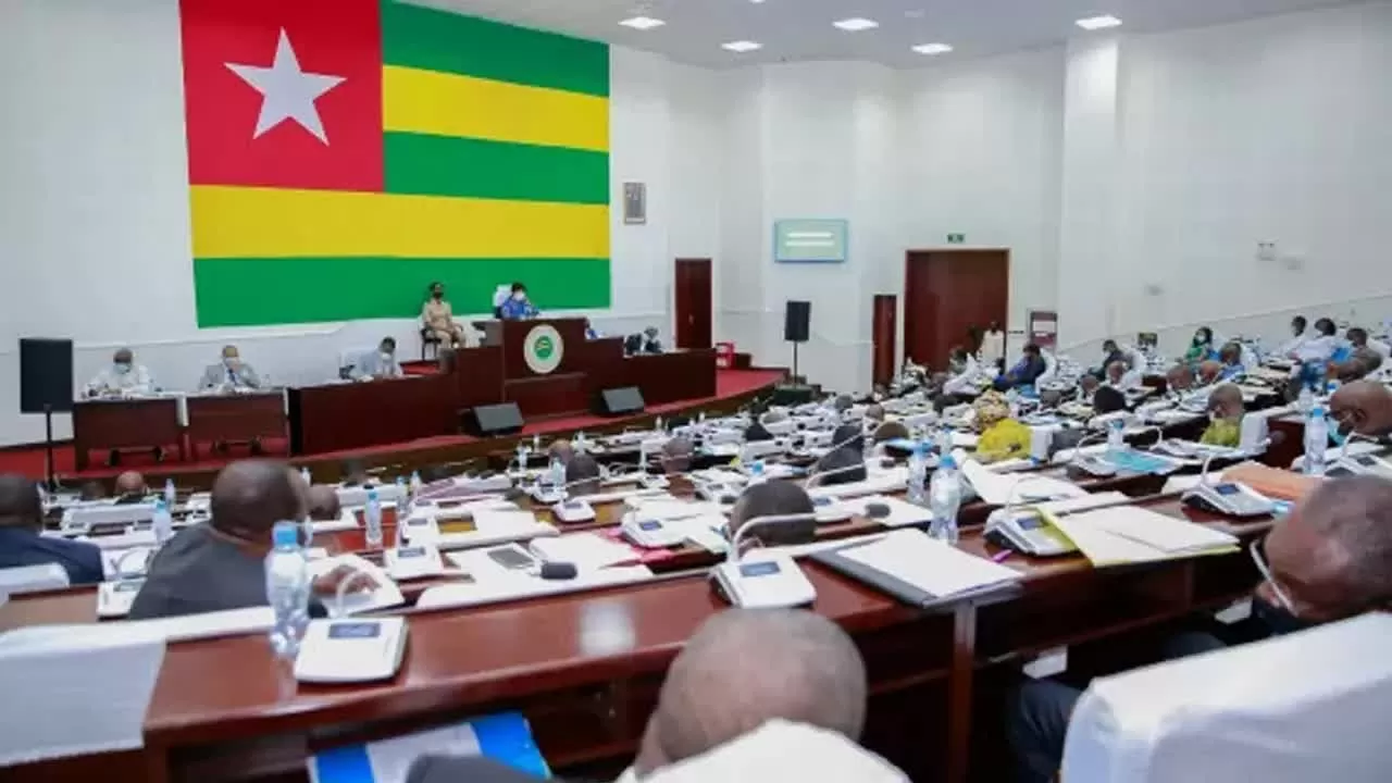 Điểm tin thế giới sáng 19/2: Hàn Quốc triển khai tên lửa phá boongke, Nga sẵn sàng đàm phán Ukraine, EC tạo điều kiện tăng chi tiêu quốc phòng